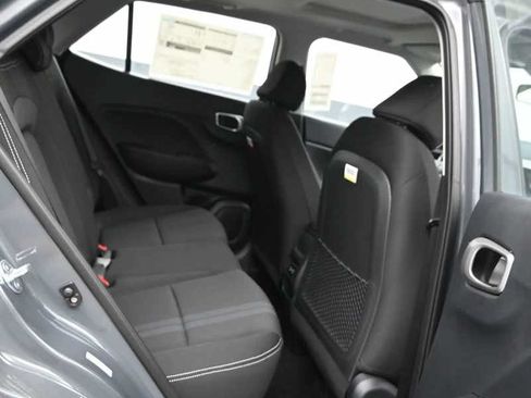 New 2026 Hyundai Venue SEL FWD image 12