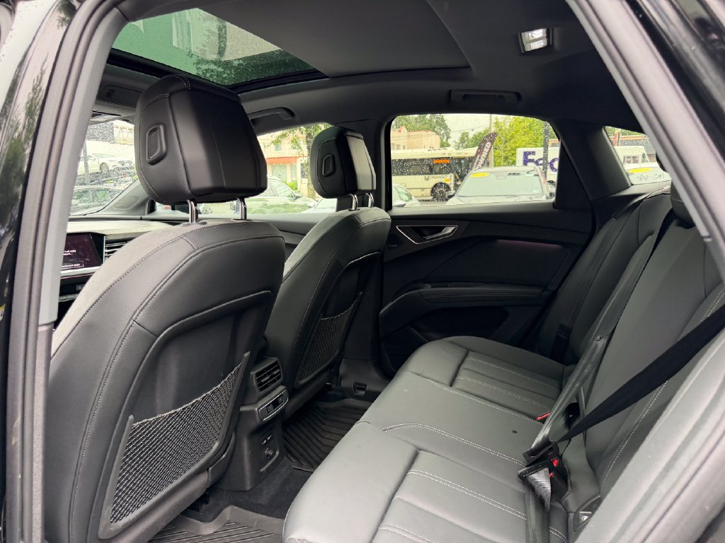 Used 2023 Audi Q4 e-tron Premium Plus w/ Premium Plus AWD/4WD image 28