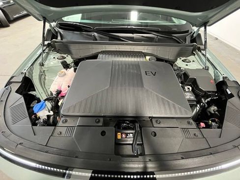 Used 2025 Hyundai Kona SEL FWD image 27