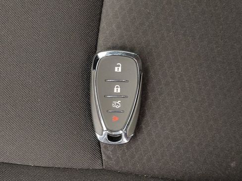 Used 2022 Chevrolet Malibu LT FWD image 32