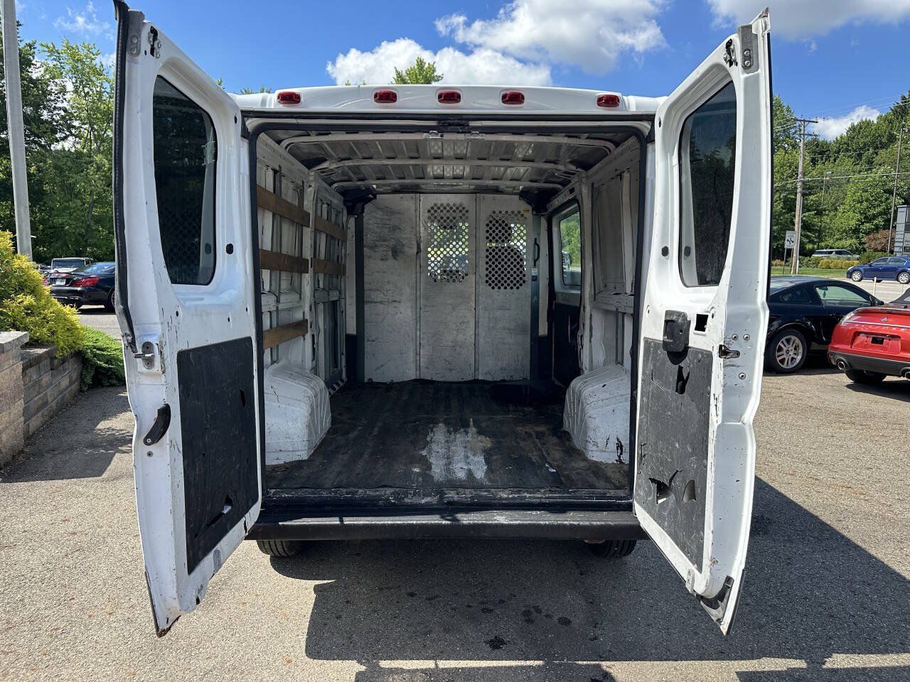 Used 2016 RAM ProMaster 1500 w/ Premium Appearance Group FWD image 6