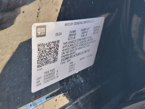 Used 2024 Chevrolet Traverse RS w/ LPO, Floor Liner Package image 28