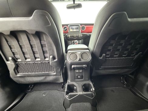 Used 2021 Jeep Wrangler Unlimited Rubicon AWD/4WD image 26