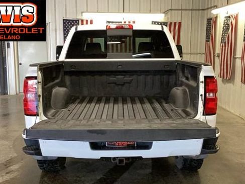 Used 2017 Chevrolet Silverado 1500 LT w/ All Star Edition AWD/4WD image 8