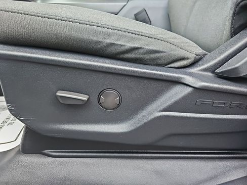 Used 2022 Ford F150 XLT w/ XTR Package image 27