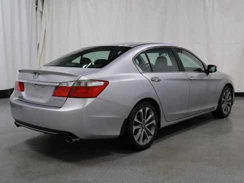 Used 2013 Honda Accord Sport image 9