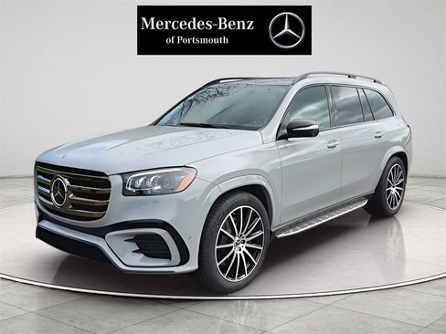 New 2026 Mercedes-Benz GLS 580 4MATIC image 3