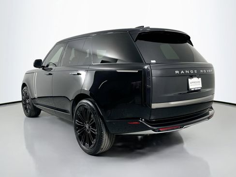 Certified 2025 Land Rover Range Rover SE image 7