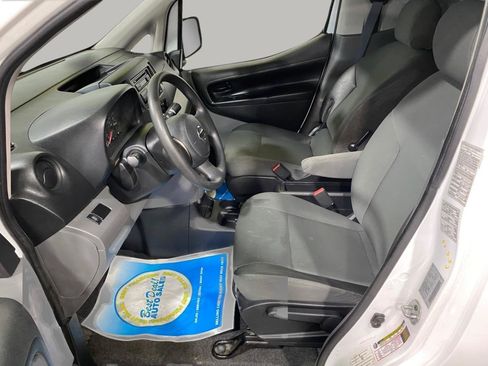 Used 2014 Nissan NV200 S FWD image 13
