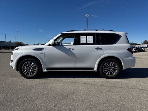 Used 2022 Nissan Armada SL image 2