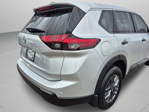 Certified 2025 Nissan Rogue S FWD image 34