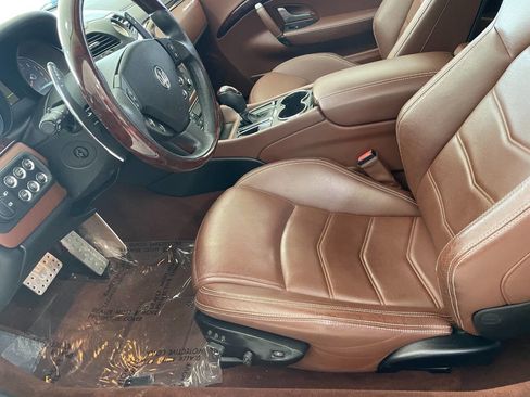 Used 2016 Maserati GranTurismo Sport image 15