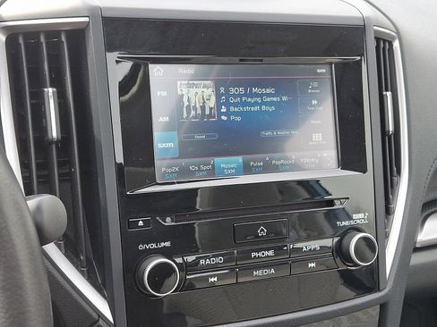 Certified 2023 Subaru Forester Premium image 17