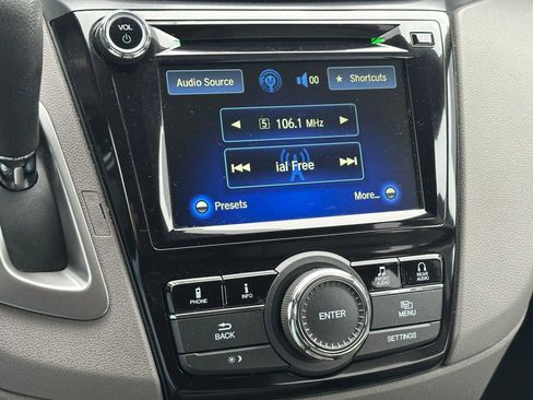 Used 2016 Honda Odyssey SE image 27
