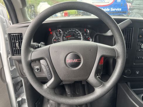 Used 2024 GMC Savana 2500 w/ Driver Convenience Package image 18