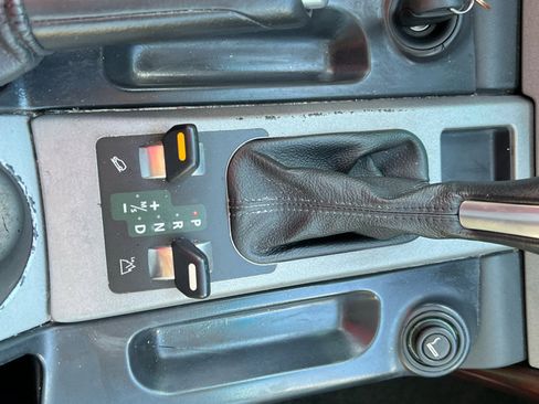 Used 2006 Land Rover Range Rover HSE image 21