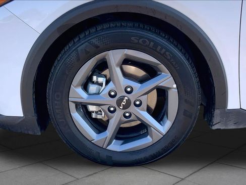 Used 2025 Kia K4 FWD image 10