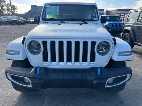 Used 2023 Jeep Wrangler Unlimited Sahara w/ Cold Weather Group AWD/4WD image 2