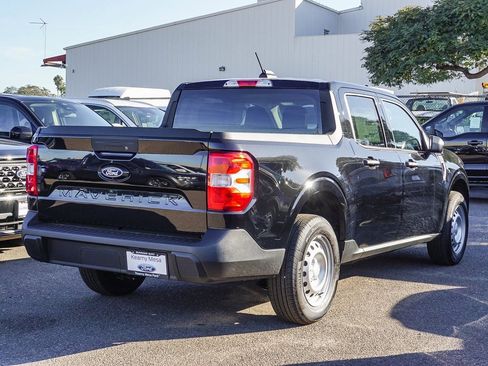 New 2025 Ford Maverick XL image 6