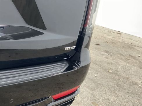 Used 2022 Cadillac Escalade Sport Platinum w/ Heavy-Duty Trailer Package image 11