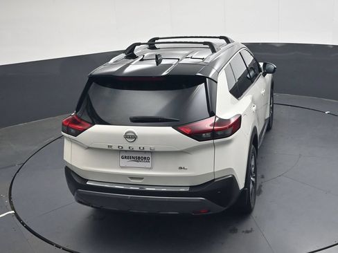 Used 2023 Nissan Rogue SL w/ SL Premium Package FWD image 30