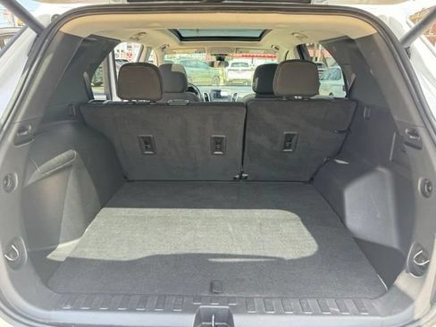 Used 2022 Chevrolet Equinox LT AWD/4WD image 10