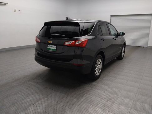 Used 2020 Chevrolet Equinox LS w/ LPO, Cargo Package FWD image 9
