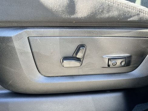 Used 2022 RAM 2500 Big Horn w/ Level C Equiment Group image 14