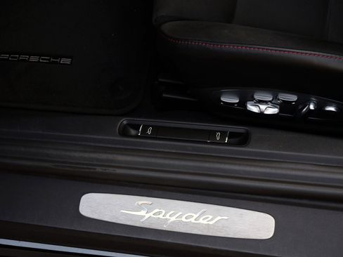 Used 2023 Porsche 718 Boxster Spyder image 19