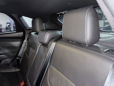 Used 2018 Ford Focus ST w/ Equipment Group 402A image 18