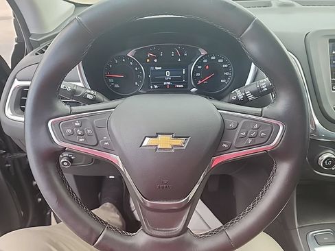 Used 2023 Chevrolet Equinox LT AWD/4WD image 14