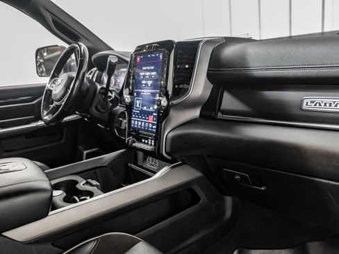 Used 2020 RAM 2500 Laramie w/ Night Edition image 12