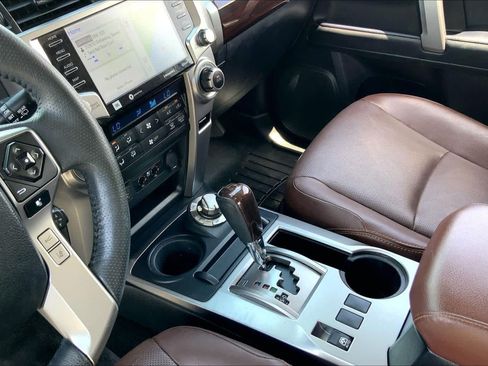 Used 2021 Toyota 4Runner Limited AWD/4WD image 16
