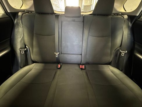 Used 2021 Toyota RAV4 LE FWD image 21