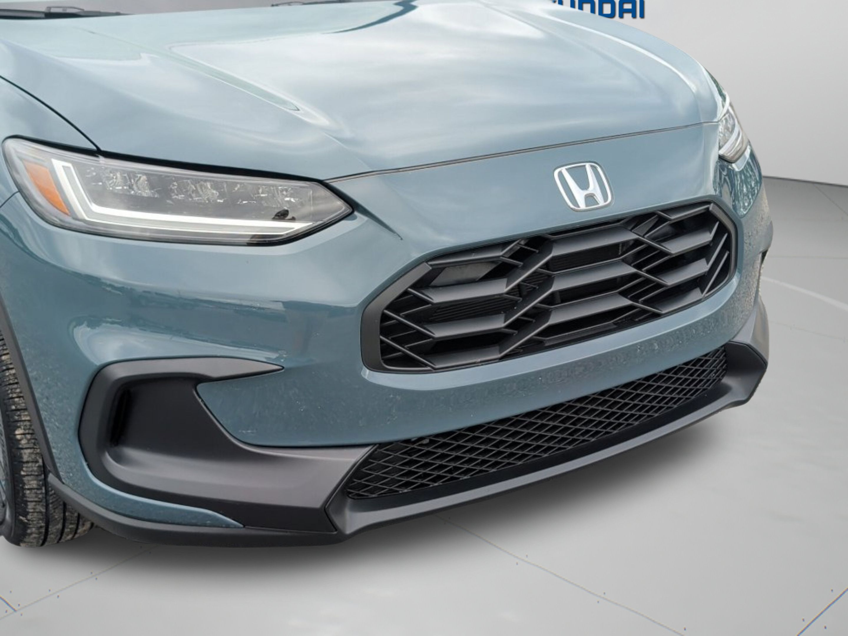Used 2025 Honda HR-V Sport image 42