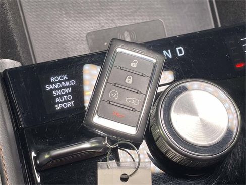 Used 2022 Jeep Grand Cherokee Summit image 43