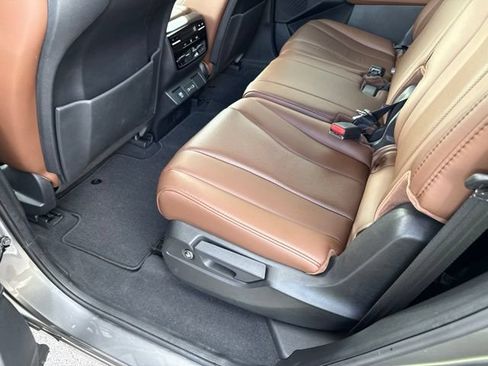 Used 2023 Acura MDX w/ Technology Package AWD/4WD image 22