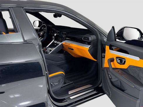 Used 2024 Lamborghini Urus S AWD/4WD image 32