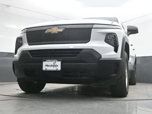 Used 2024 Chevrolet Silverado EV W/T AWD/4WD image 30