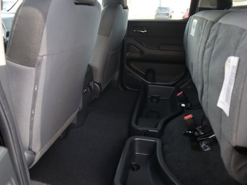 New 2026 Nissan Frontier SV w/ SV Convenience Package image 38