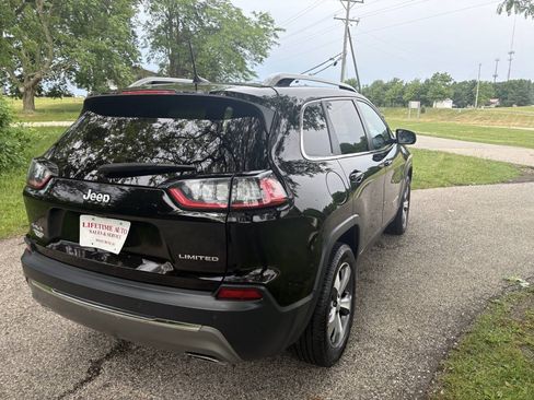 Used 2020 Jeep Cherokee Limited AWD/4WD image 5