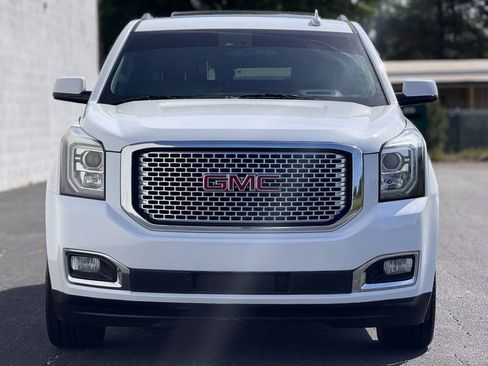 Used 2017 GMC Yukon Denali w/ Open Road Package RWD image 2