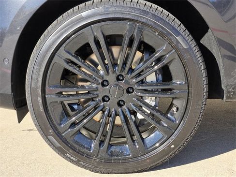 New 2026 Land Rover Range Rover SE image 7