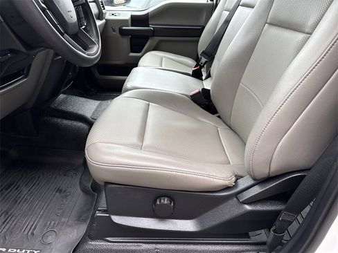 Used 2021 Ford F450 XL w/ Power Equipment Group image 9