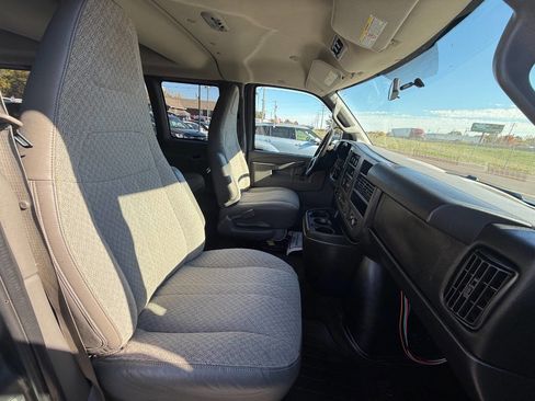 Used 2016 Chevrolet Express 3500 LT w/ LT Preferred Equipment Group image 9