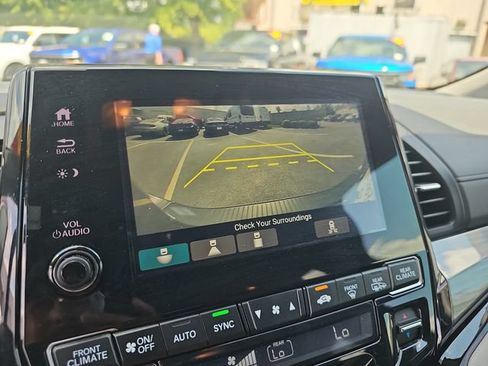 Used 2022 Honda Odyssey Elite image 26