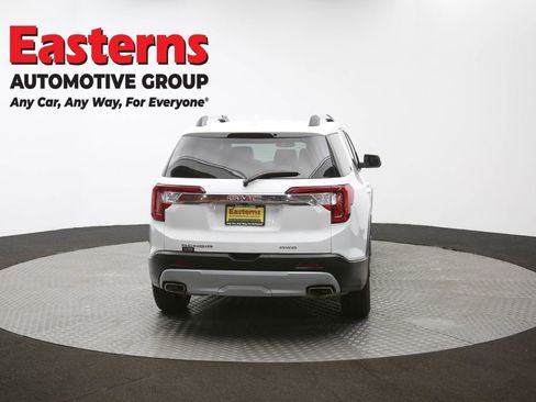 Used 2023 GMC Acadia SLT image 40