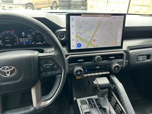 Certified 2025 Toyota 4Runner Limited AWD/4WD image 20