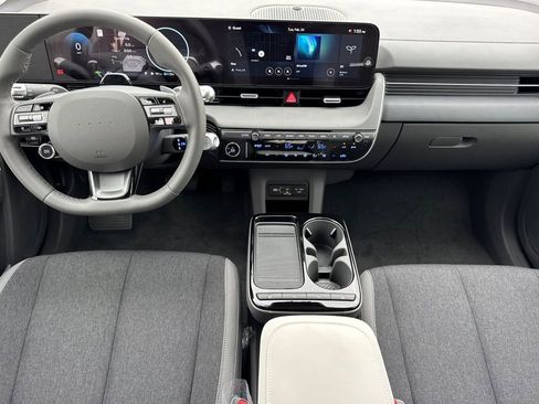 New 2026 Hyundai Ioniq 5 SE image 10