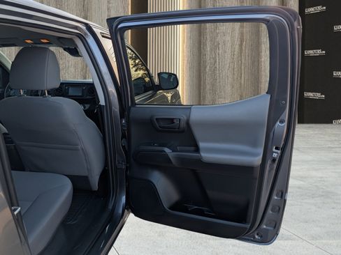 Used 2019 Toyota Tacoma SR image 25